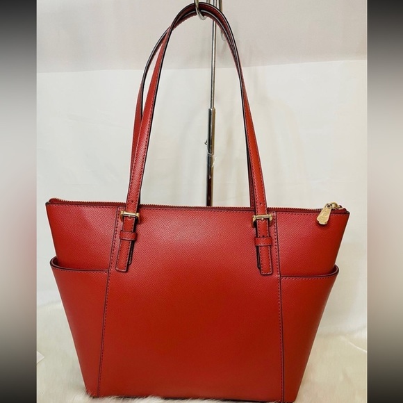 MIchael Kors Charlotte Tote Bag - Picture 5 of 9